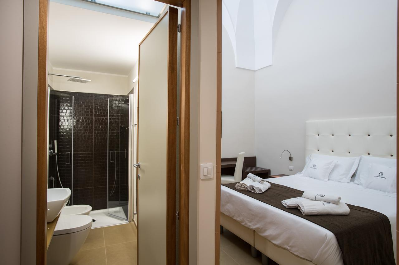 Palazzo Perla Bed & Breakfast กัลลีโปลี ภายนอก รูปภาพ